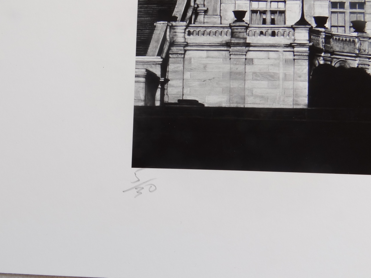 Robert Longo ohne Titel (Capitol Detail)