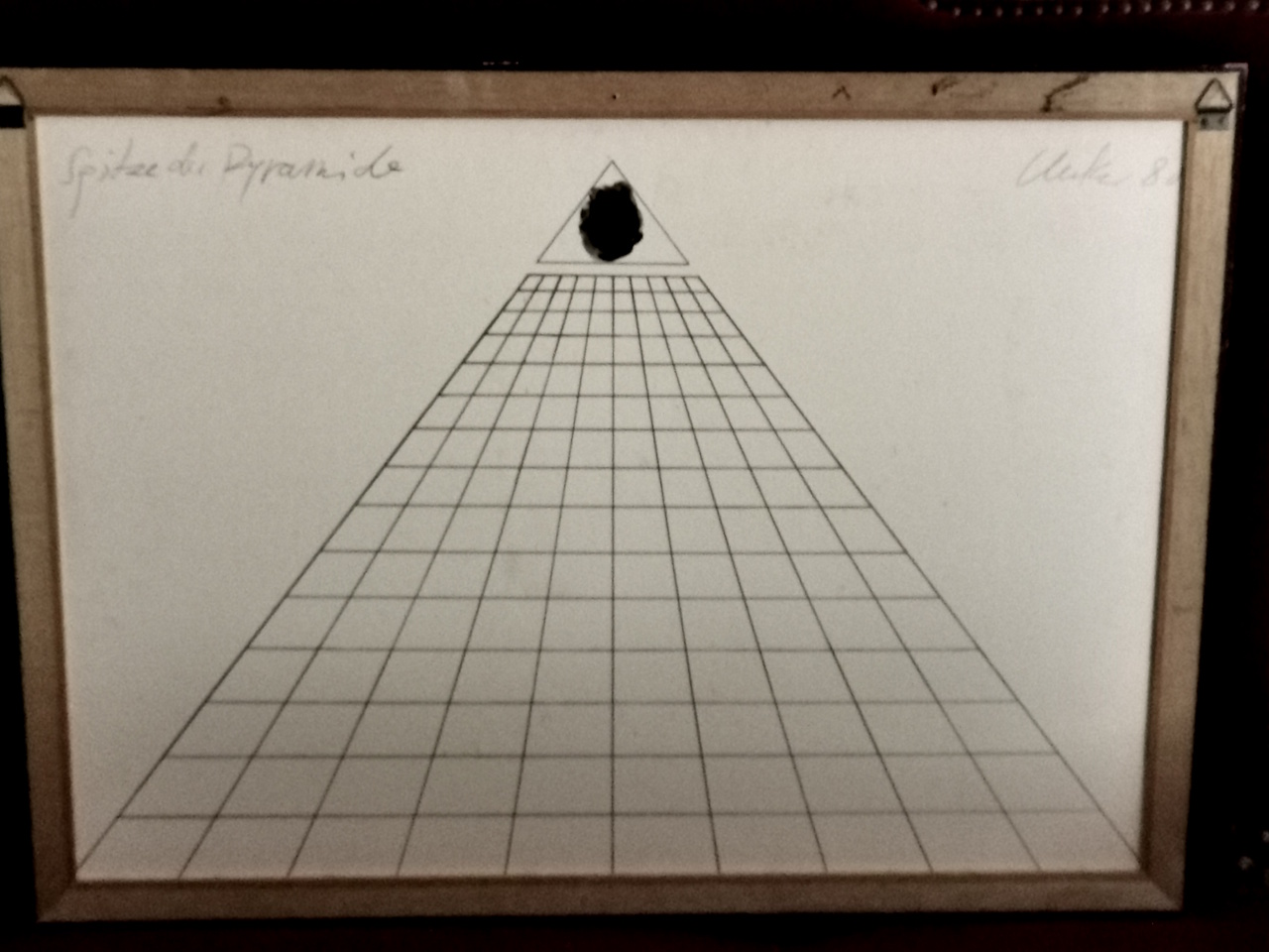 guenther-uecker-spitze-der-pyramide-rueckseite
